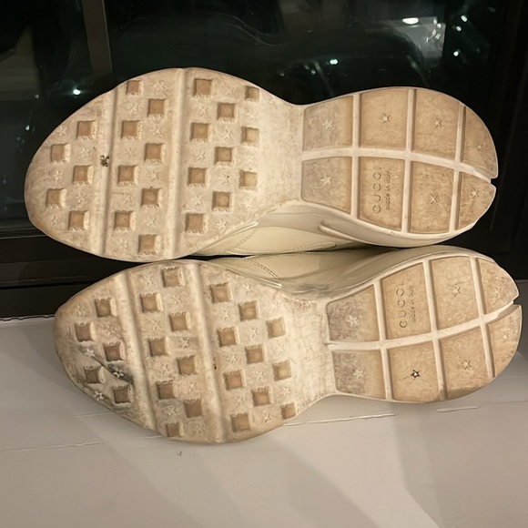 ❗️GUCCI MENS LOGO SNEAKER❗️ - Picture 5 of 6